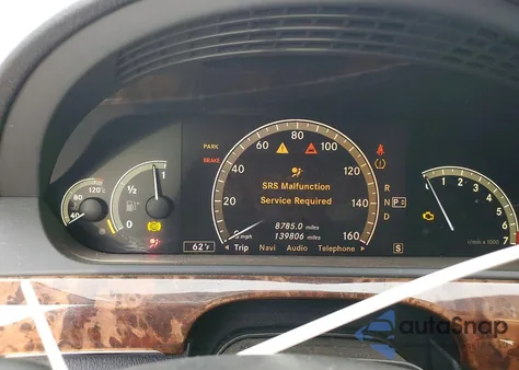 2009 Mercedes-Benz S 550 z USA, uszkodzony, nr VIN WDDNG71X69A283491